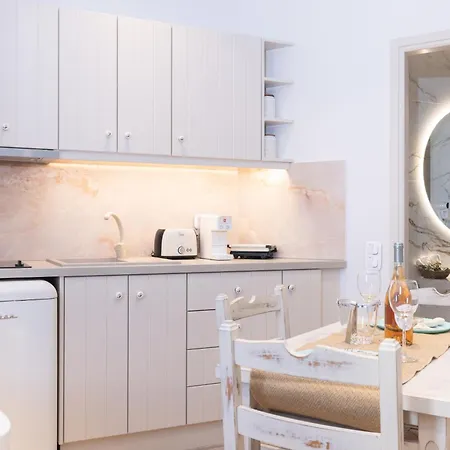 Ξενοδοχείο με διαμερίσματα Rodavgi 3*