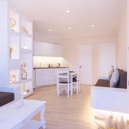 Rodavgi Ξενοδοχείο με διαμερίσματα 3*